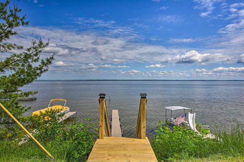 Charming Houghton Lake Cottage With 60ft Private Dock - Renee 2