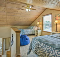 Charming Houghton Lake Cottage with 60ft Private Dock