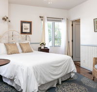 Charming Studio - 1 Block to Gorgeous East Beach Hotel Room