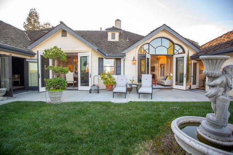 Chateau Robles -Vineyard English Garden - Internet Find 1