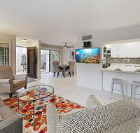 Chic Condo w/ Pool Balcony  1 Block to El Paseo condo