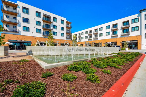 Churchill Living At Anton Menlo - Renee 1