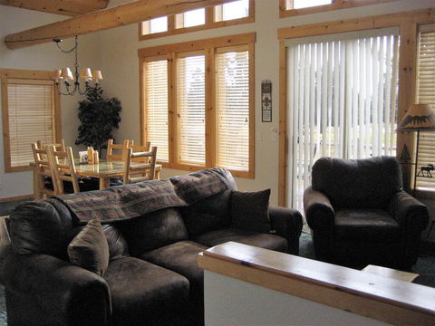 Cinnamon Teal Chalet Is Great For Walking Biking And Playing - Renee 0