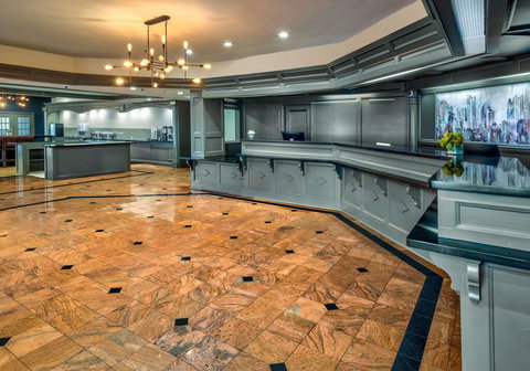 Clarion Hotel Atlanta Airport - Renee 2