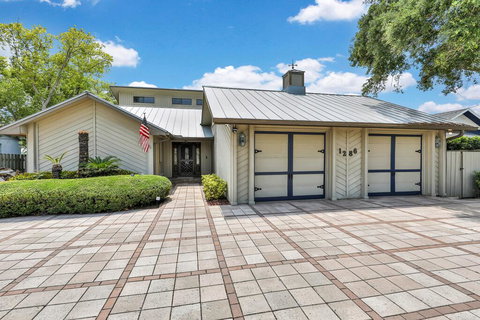 Coasta Del Mar - Renee 0