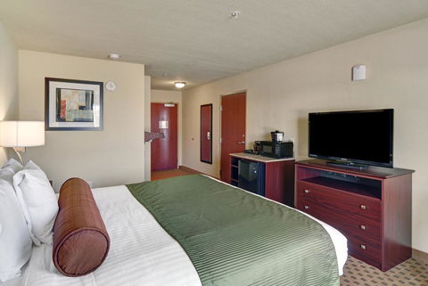 Cobblestone Inn & Suites - Big Lake - Renee 3