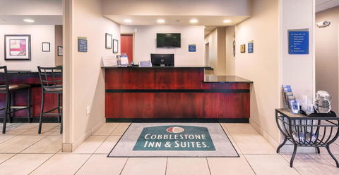 Cobblestone Inn & Suites - Durand - Renee 1