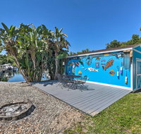 Colorful Canalfront Home - Boat Dock Deck Kayaks