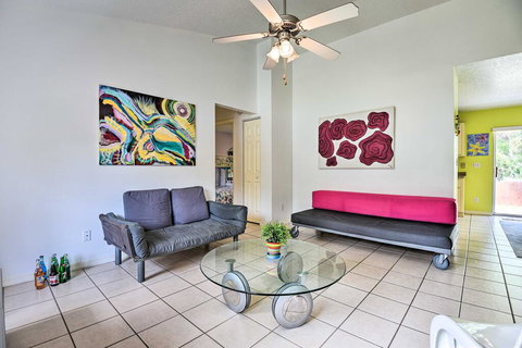 Colorful Ocala Home W/ Private Yard + Grill! - Renee 0