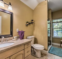 Comfortable Lake Mary Apt with Shared Pool and Lanai