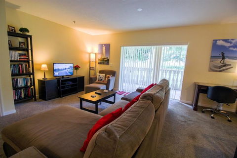 Condo Jelsma- 3 Bedroom - Renee 0