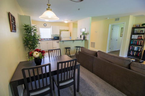 Condo Jelsma- 3 Bedroom - Renee 2