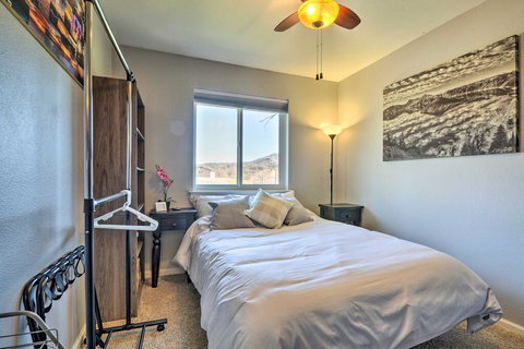 Cottage With Fire Pit & Deck On The Klamath River! - Internet Find 3