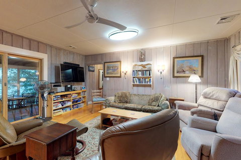 Cove Cottage - Renee 3