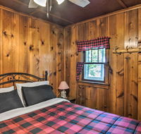 Cozy Carp Lake Cottage with Dock 4 Kayaks  Fire Pit