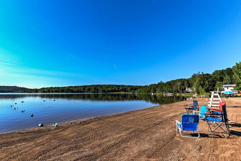 Cozy Getaway With Arrowhead Lake Community Amenities! - Renee 0