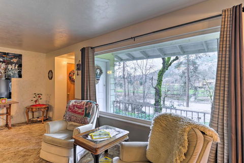 Cozy Grants Pass Home - Walk To Rogue River! - Internet Find 3