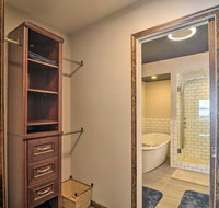 Cozy Lake Mitchell Cabin with Waterfront Views