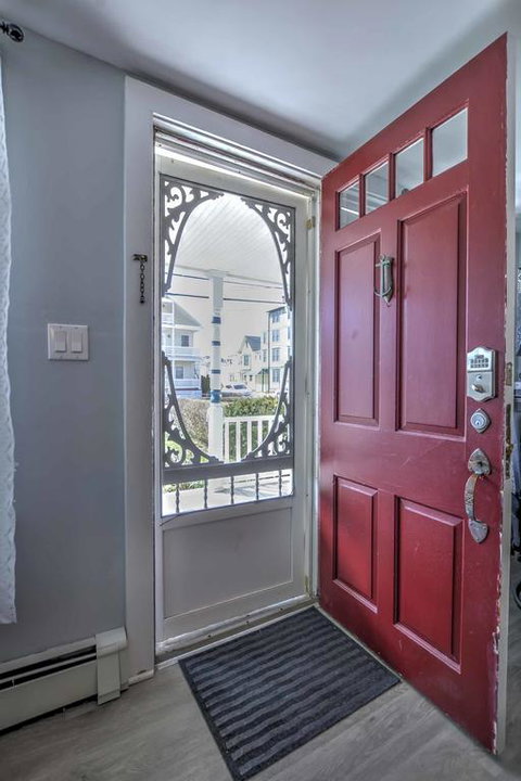 Cozy Ocean Grove Beach Retreat - Walk To The Coast! - Renee 3