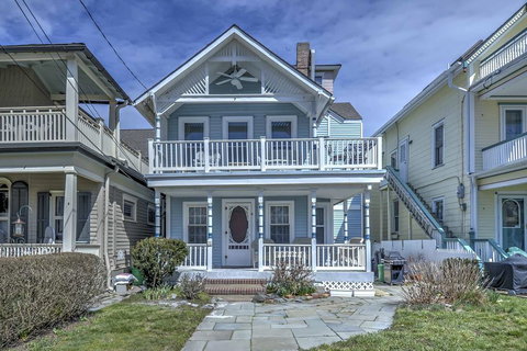 Cozy Ocean Grove Beach Retreat - Walk To The Coast! - Renee 1