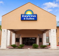 Days Inn  Suites by Wyndham Conroe North