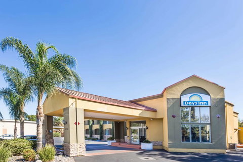Days Inn By Wyndham Davis Near UC Davis - Renee 0