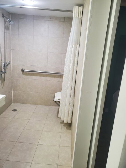 Deerfield Inn & Suites - Renee 1