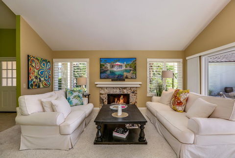 Desert Breeze Oasis - Internet Find 1