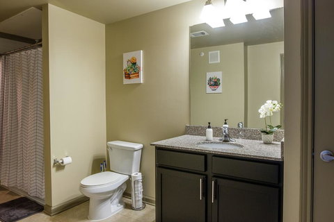 Downtown 1 BR By Frontdesk - Renee 2