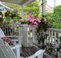 Downtown Quanit Cottage