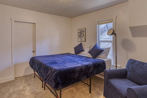 Downtown Salt Lake City Renovated - Temple Square, Vivint Arena, City Creek, Salt Palace - Internet Find 1