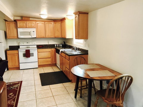 Downtown Sequim Cottage - Renee 1