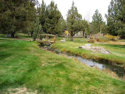 Eagle Creek Chalet On The Pond - Renee 0