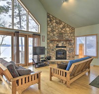 Eagle River House on Dam Lake with Pontoon Rental