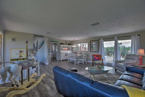 Eclectic Escape With Pool - Walk To Ormond Beach - Renee 2