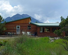 Book Emigrant Accommodation Vacations Swimm Swimm