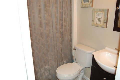 Enjoy The Entire Home And Savor Your Privacy!! - Renee 3