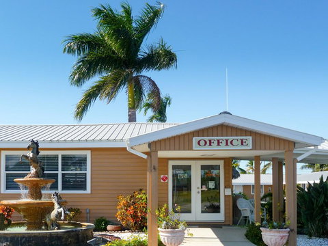 Everglades City Motel - Internet Find 0