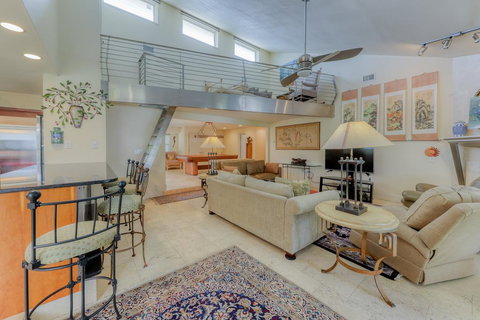 Executive Canal Home And Dock - Renee 3