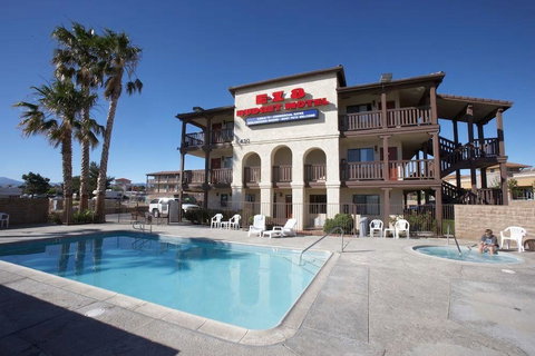 EZ 8 Motel Palmdale - Swimm 0