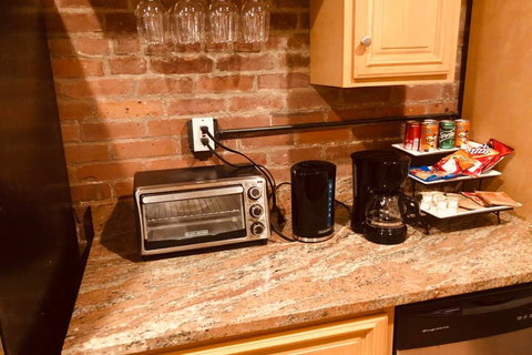 Federal Hill Gem   Walking Distance To Downtown - Renee 2