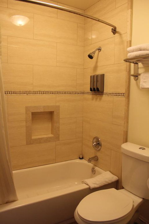 Garden Inn San Gabriel - Internet Find 1