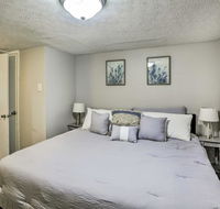 Garden-Level Hendersonville Apt - 20 Mi to Broadway