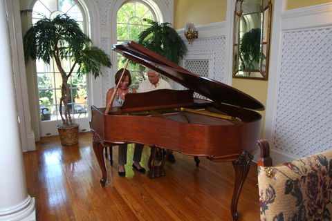 Graystone Inn - Internet Find 2