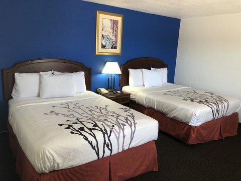 Greensburg Inn - Internet Find 2