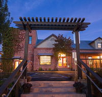 Hanford House Inn