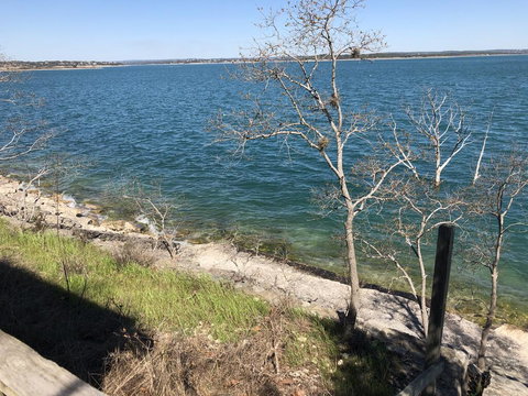 High Bluff Waterfront Chalet - Internet Find 2