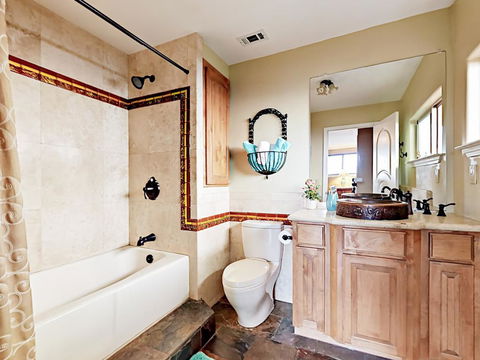 Hilltop Designer Home Home - Renee 2