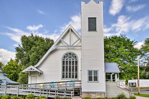 Historic Church Home - Walk To Durand Shops! - Renee 0