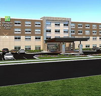 Holiday Inn Express  Suites - Grand Rapids Airport - South